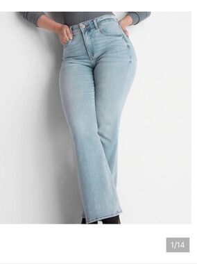 Express Women’s Jeans Curvy Flare High Rise Size 14 Regular Light/ Med Wash